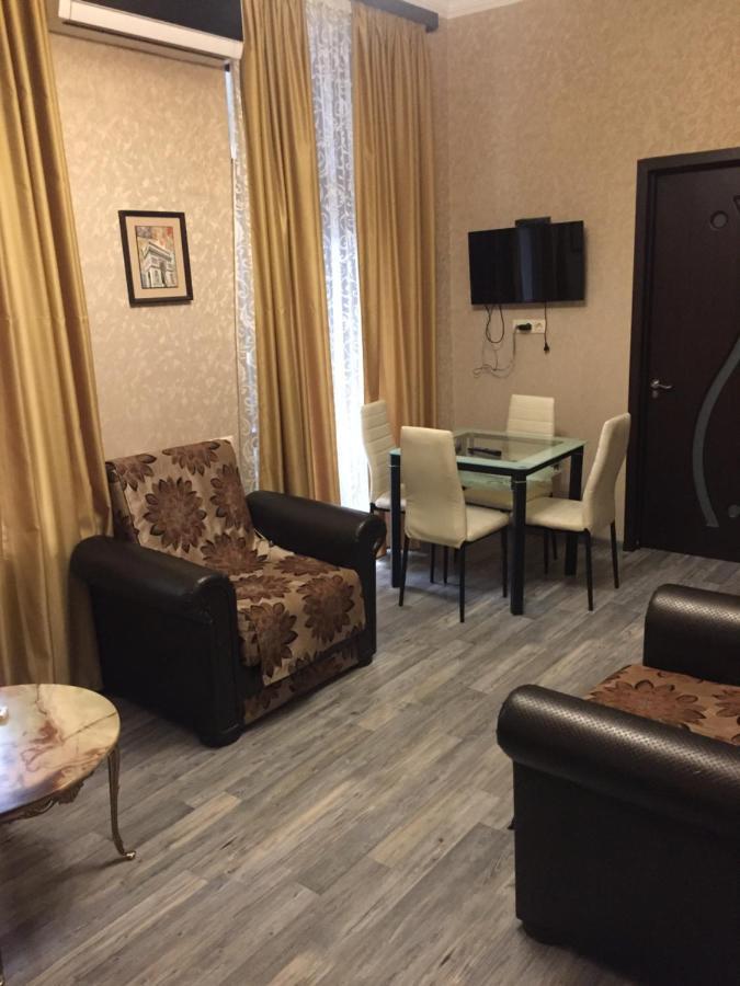 Prima Rooms Tbilisi Buitenkant foto