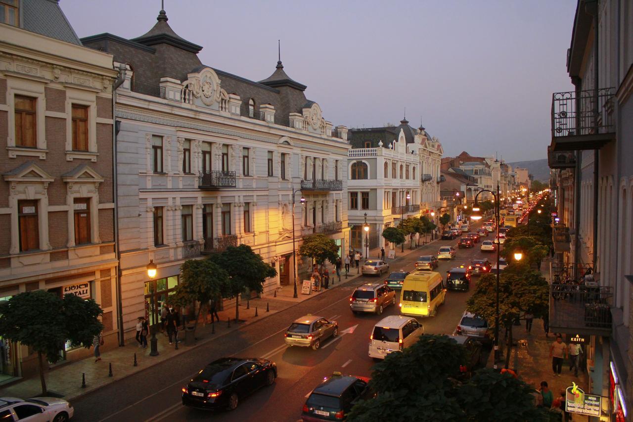 Prima Rooms Tbilisi Buitenkant foto