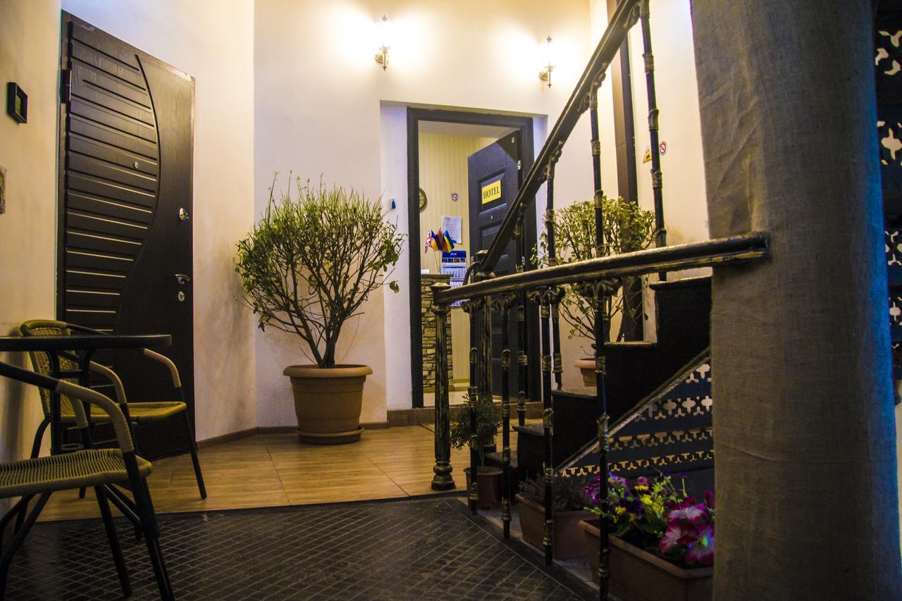 Prima Rooms Tbilisi Buitenkant foto
