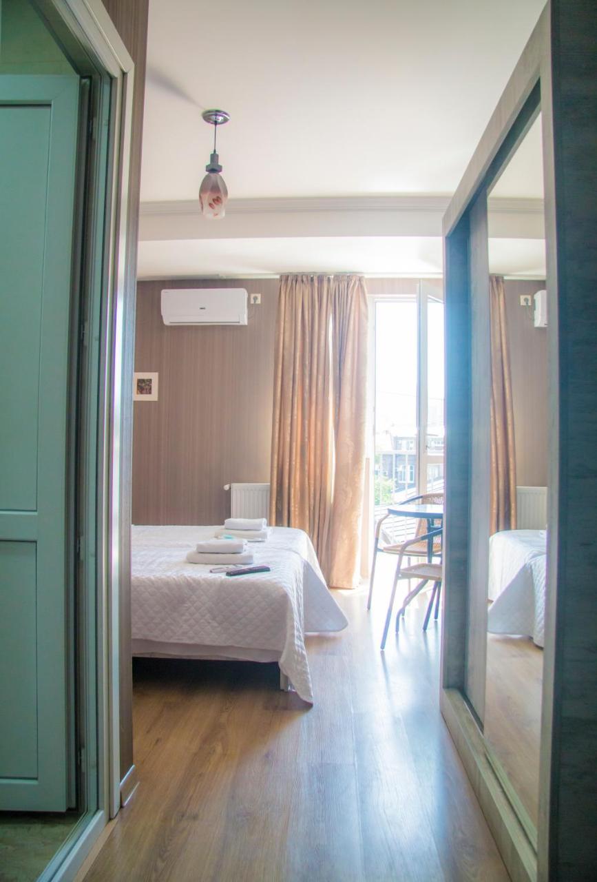 Prima Rooms Tbilisi Buitenkant foto